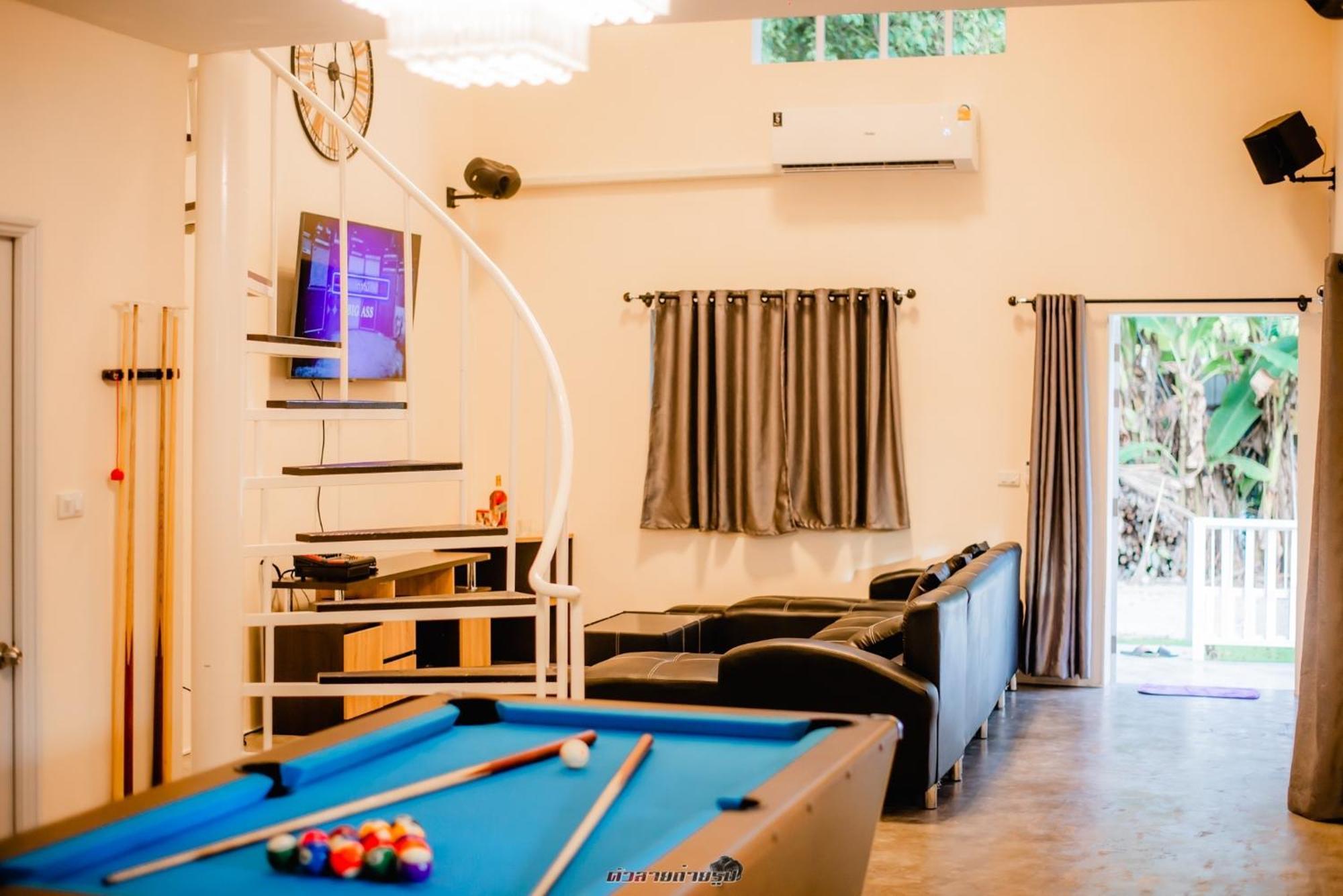Poomvarin Resort Ban Wang Takhrai Bagian luar foto
